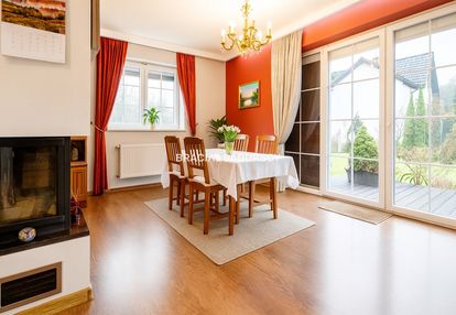 Dom z ogrodem i fotowoltaiką – 10 km od krakowa