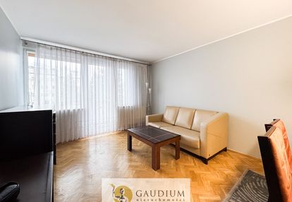 3 pokoje na wynajem i matarnia