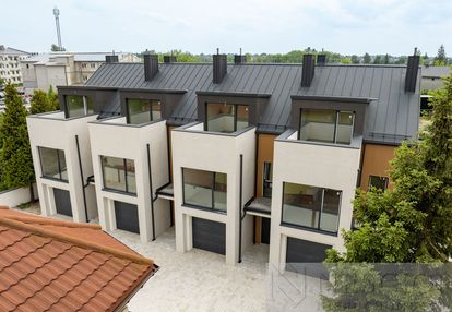 Dom w zabudowie szeregowej siedlce ul fabryczna