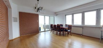 Rozkładowe 3 pok. 110 m2 pom. gosp. + 2 garderoby