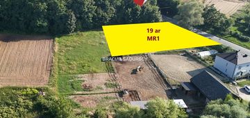 Na sprzedaż działka budowlana – 19 arów