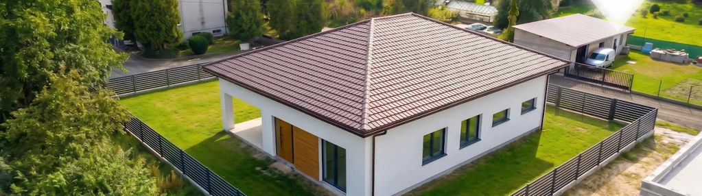 Wygodny dom w cichej i zielonej okolicy