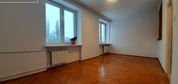 Jasna kawalerka po remoncie | do wprowadzenia.