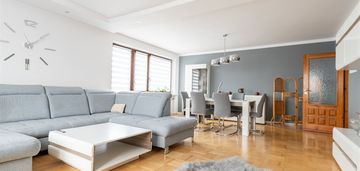 Przestronny , solidny dom na ściance, białystok