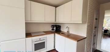 Funkcjonalna kawalerka w ścisłym centrum.