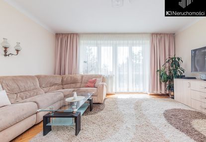 Ciche 3 pokoje, kamienica, balkon, śródmieście