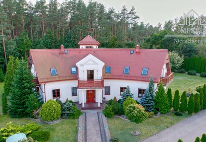 Rezydencja z prywatnym basenem i ogrodem | koźmin