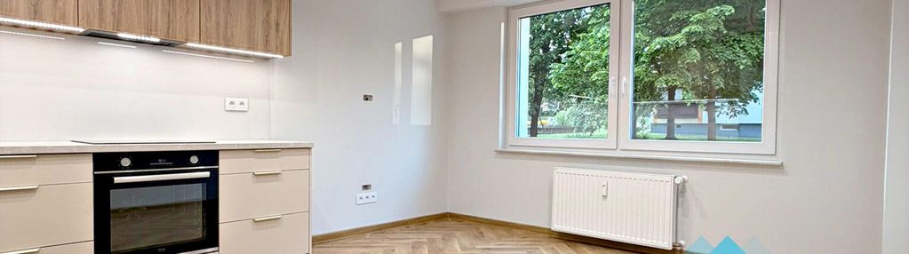 Kaszmirowe wnętrze premium w centrum promenady.