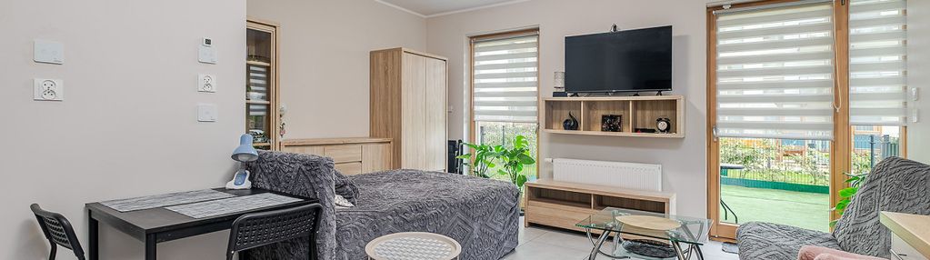 Urządzona kawalerka z ogrodem 30m2 | msc w hali