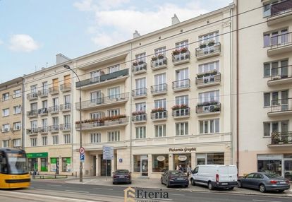 Okazja inwestycyjna-metro-unikat-kamienica