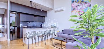 Dwupoziomowy apartament w sercu niemcza