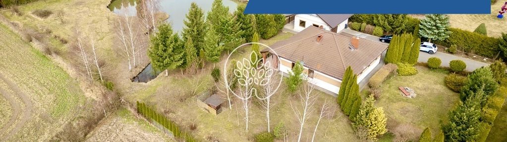 Dom wolnostojący na dużej działce ze stawem