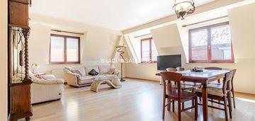 Kazimierz stare miasto apartament z garażem
