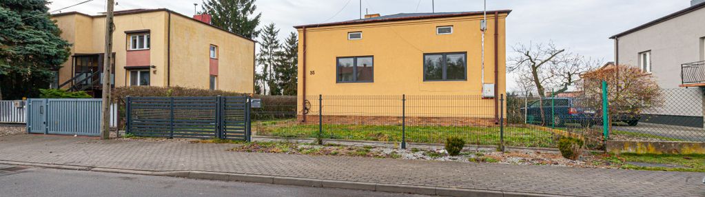 Dom z pompą ciepła, w stanie deweloperskim