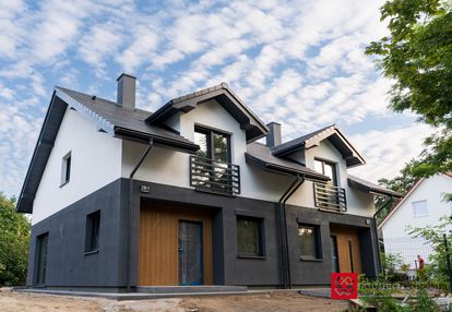 Dom w zabudowie bliźniaczej - naterki