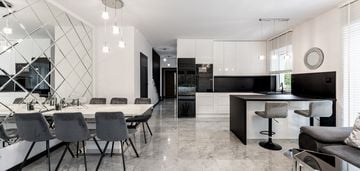 Luksusowy dom w otulinie lasu