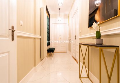 4 pokoje w secesyjnej kamienicy