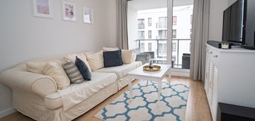 Stylowe, w pełni wyposażone 3 pokojowe w redzie