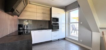 Apartament nad morzem w ustroniu morskim