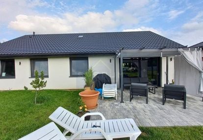 Dom wolnostojący na sprzedaż 132m2 sobuczyna