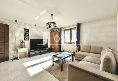 Dom jednorodzinny z garażem na działce 8000 m²