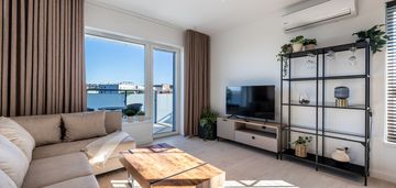 Komfortowe trzy pokoje do wynajęcia w nowym bloku