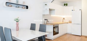 3 pokoje - 49,5m2 - dębskiego, dobra cena, parking