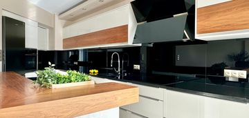 Ul. jaracza/ ołbin 58,5m2 with balcony