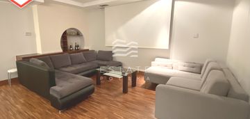 Dwupoziomowy mieszkanie 146 m² | 4 pokoje |