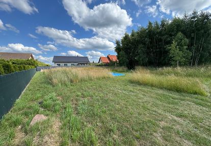 Działka budowlana 800 m² – gowino