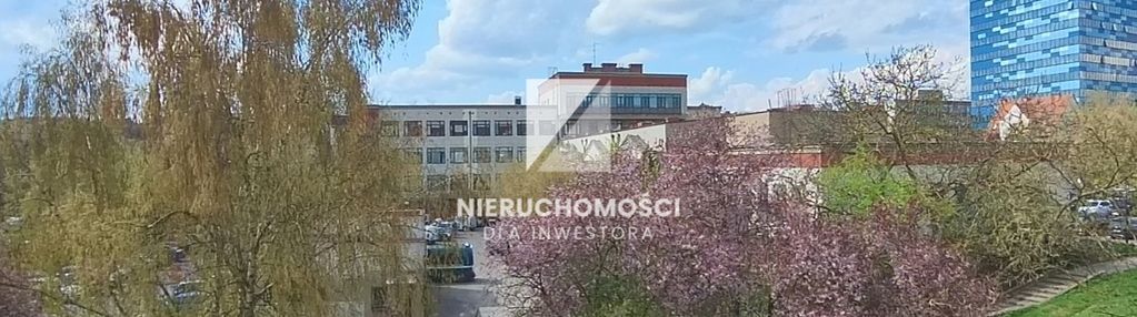 Przestronne mieszkanie w kamienicy 67 mkw 3 pokoje