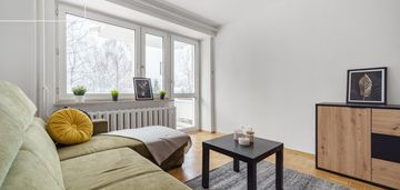 Oddzielna kuchnia / kępa potocka / parking