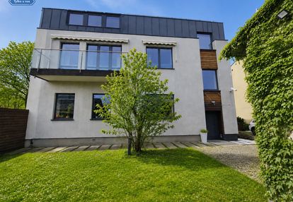 3-lokale 306 m²| 2 mieszkania+biuro| garaż