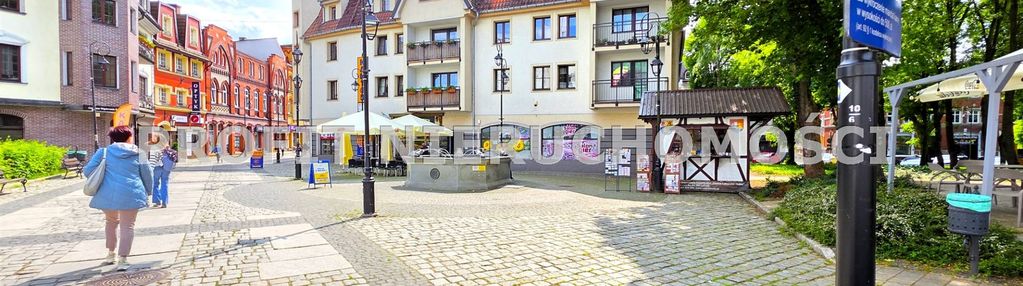 Ładne mieszkanie z dużym balkonem w centrum