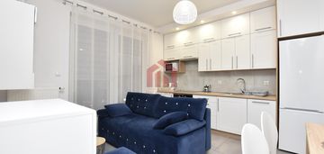 3pok + salon z aneksem w cenie miejsce w garażu