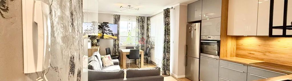 Kawalerka witosa z dużym balkonem urządzona , klimatyzacja