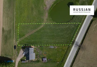 Działka mieszkaniowo-usługowa w pobliżu wielu