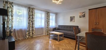 Rynek, ul. białoskórnicza, rozkładowe, 2 pok.,40m2