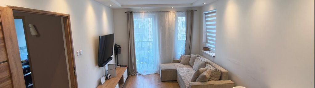45,50m2, 2 pokoje, balkon, 1 piętro, oś.zamknięte