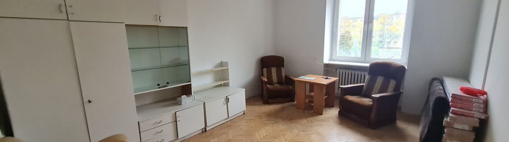 Kawalerka - 1 piętro w bloku niskiej zabudowy...