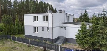 Budynek mieszkalno-usługowy przy dk57