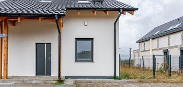 Na sprzedaż segment bliźniaka w ratajach
