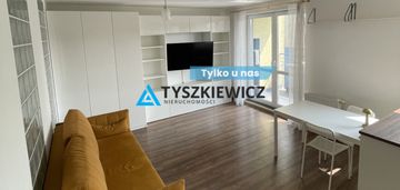 Przestronne mieszkanie w spokojnej okolicy