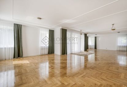 Nowa, unikatowa rezydencja z dużym ogrodem