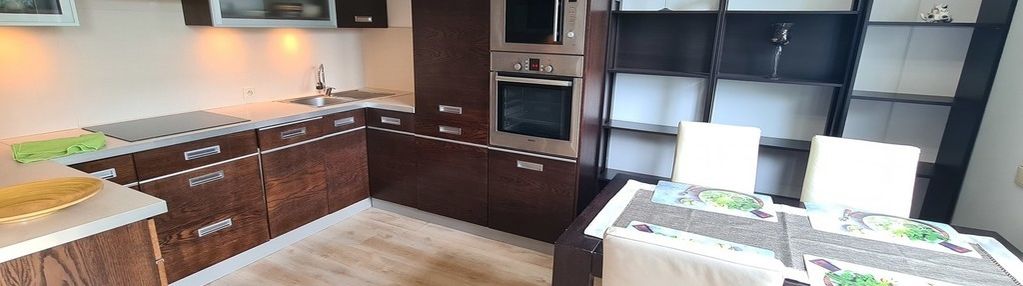 Duże 2-pokojowe na osiedlu zamkniętym