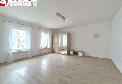 Słoneczne mieszkanie w ścisłym centrum.