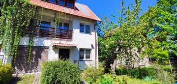 Zalesie ciche i zielone miejsce do życia