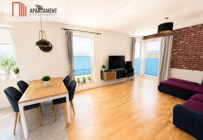 72m2, 3 pokoje, balkon, hala garażowa