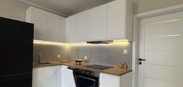 3 pokoje, karwiny, po generalnym remoncie, balkon