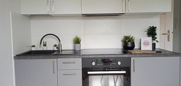 **trzypak katowice - stopa zwrotu -12,5%**